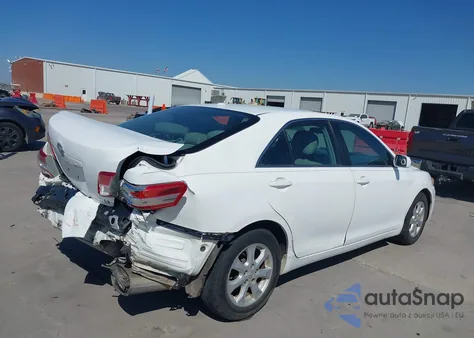 2011 Toyota Camry Le из США, поврежденный, VIN 4T4BF3EK1BR136105